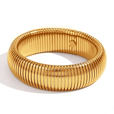Cobra Bangle