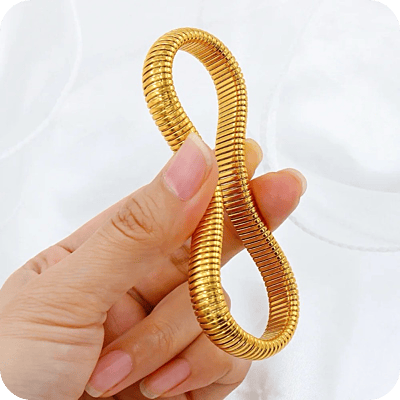 Cobra Bangle